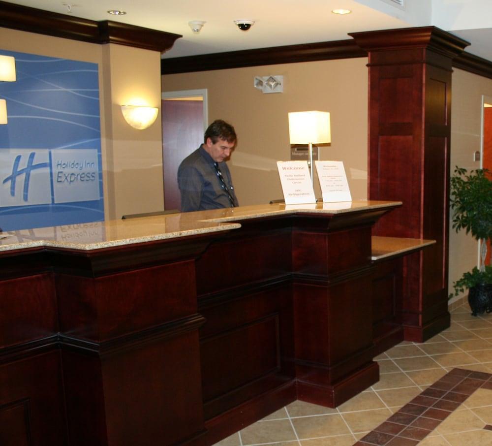 Holiday Inn Express & Suites Albany Airport Area - Latham By Ihg Esterno foto